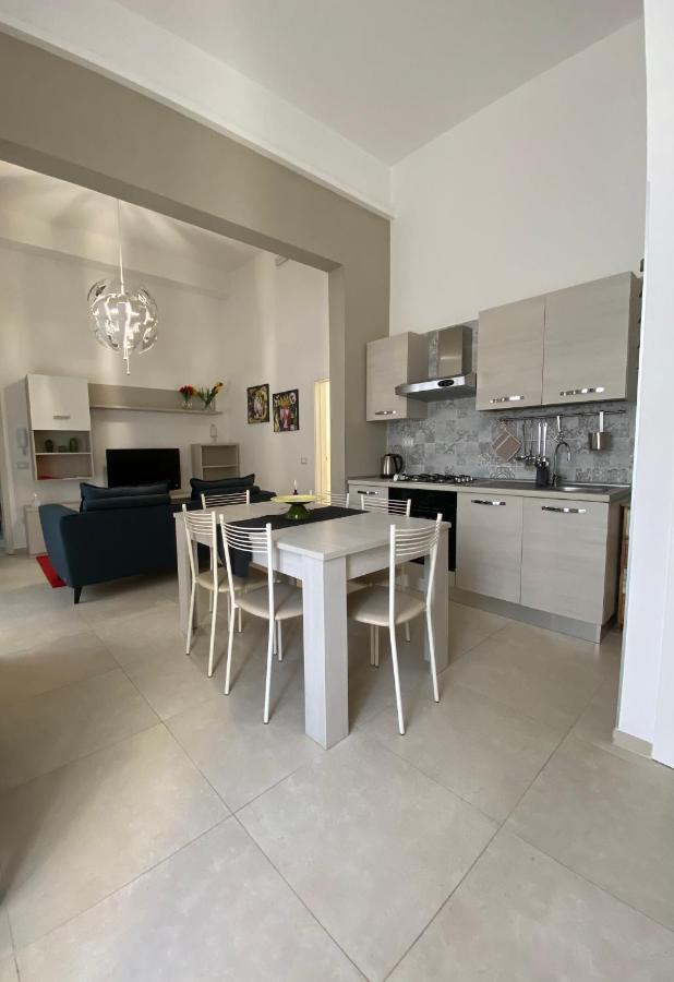 Casa Amurusa & Romantic Room Avola Kültér fotó